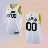 Camiseta Utah Jazz Jordan Clarkson NO 00 Association 2022-23 Blanco