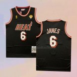 Camiseta Miami Heat LeBron James NO 6 Mitchell & Ness 2010-11 Negro