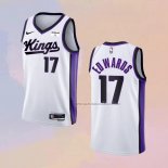 Camiseta Sacramento Kings Kessler Edwards NO 17 Association 2023-24 Blanco