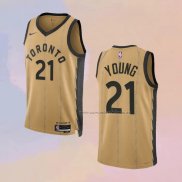 Camiseta Toronto Raptors Thaddeus Young NO 21 Ciudad 2023-24 Oro